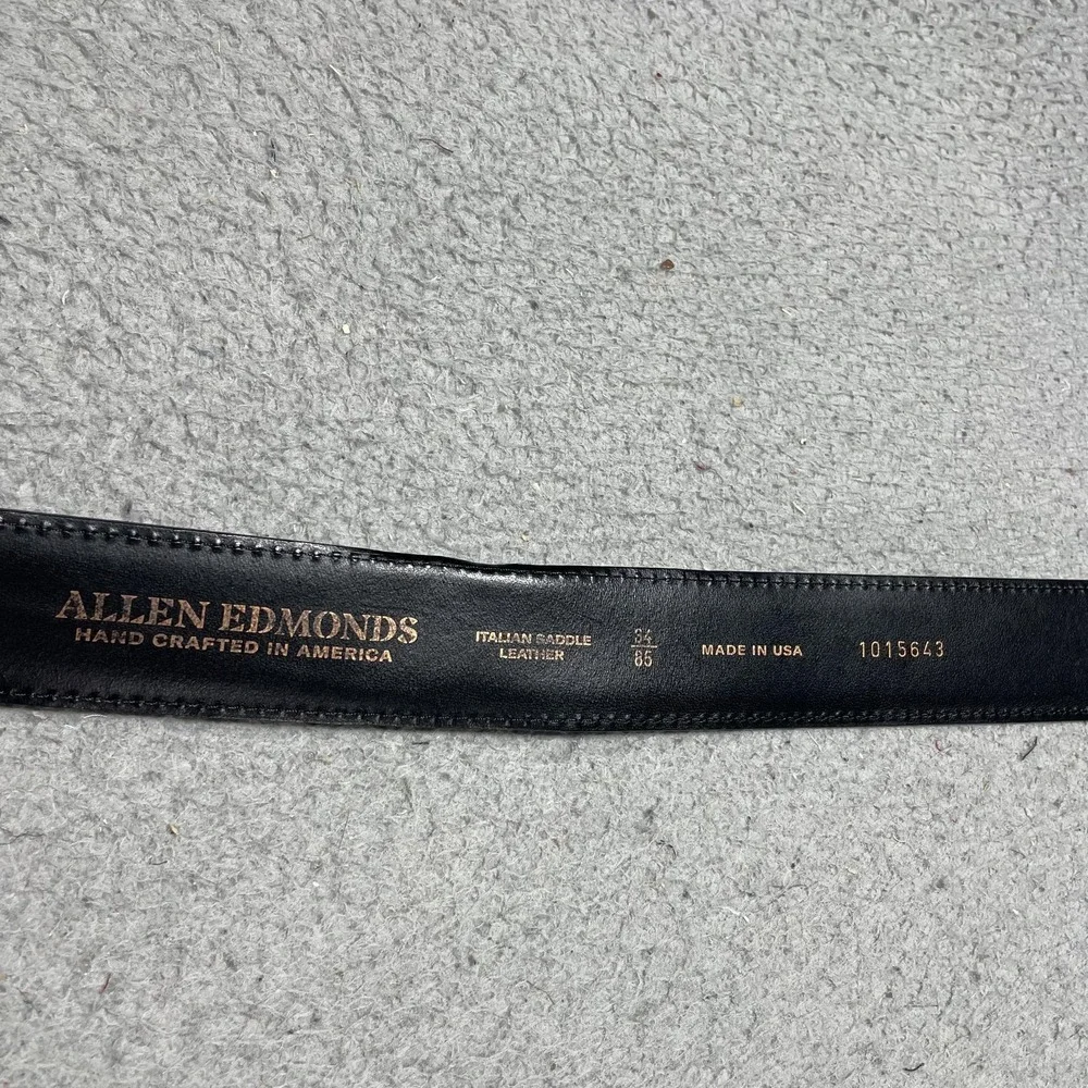 Allen Edmonds Belt Mens 32 Black Italian Saddle Leather Solid Brass Buckle